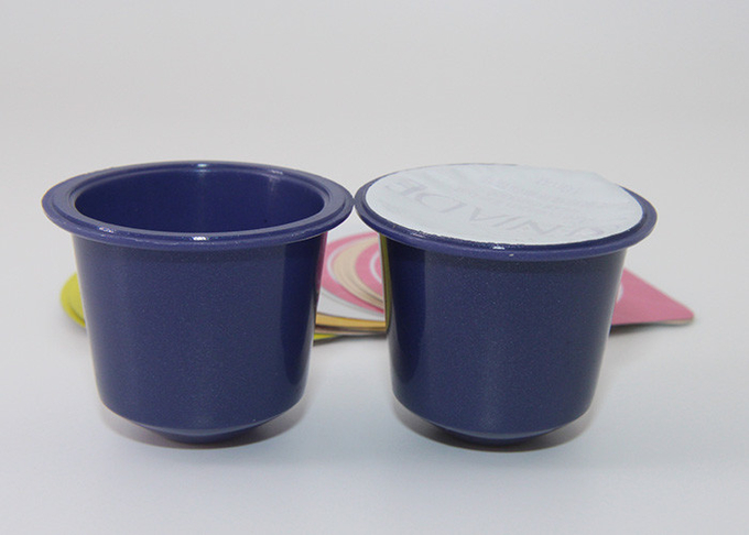 Il caffè istantaneo automatico variopinto incapsula la tazza nella capacità della macchina di rifornimento 10g