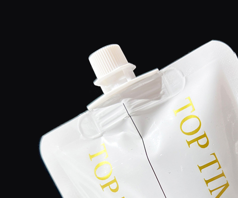 Produttore Topo di scarico in plastica in PE con diametro interno di 5 mm per prodotti per la cura della pelle Crema solare e idratante