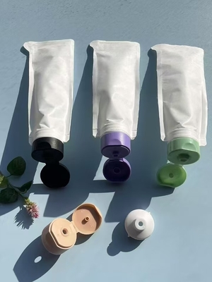 Rivoluzionare l'imballaggio cosmetico con tubi a borsa di scarico convenienti personalizzabili e versatili