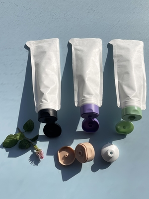 Rivoluzionare l'imballaggio cosmetico con tubi a borsa di scarico convenienti personalizzabili e versatili