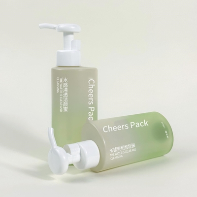 Nuovo design contenitori cosmetici 150ml/500ml Imballaggio per la cura della pelle Bottiglia PET bianca con pompa di lozione