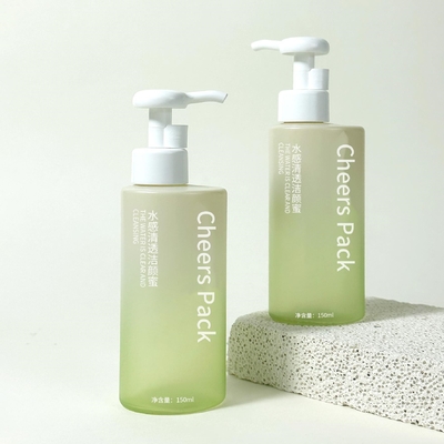 Nuovo design contenitori cosmetici 150ml/500ml Imballaggio per la cura della pelle Bottiglia PET bianca con pompa di lozione