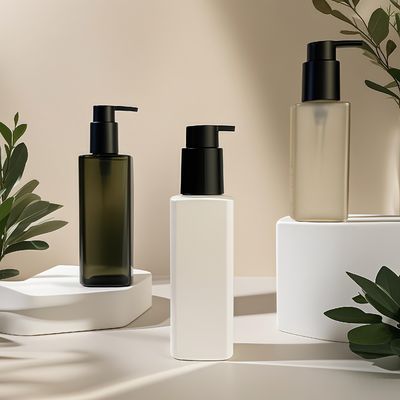 Bottiglia di plastica PET quadrata con sigillamento a pompa di pressione per imballaggi per la cura personale cosmetici in colori personalizzati