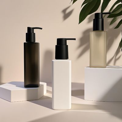 Bottiglia di plastica PET quadrata con sigillamento a pompa di pressione per imballaggi per la cura personale cosmetici in colori personalizzati