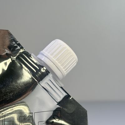 Tappo a vite in plastica PE da 16 mm, portatile e resistente, con coperchi a beccuccio ribaltabili, bordo sicuro per alimenti per bevande, imballaggio flessibile