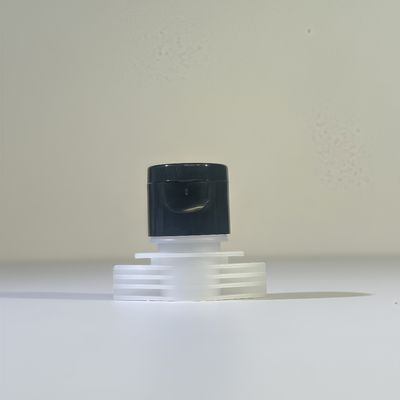 Cappuccio a vite portatile e durevole da 3 mm con becco da 16 mm per disinfettanti e imballaggi cosmetici flessibili