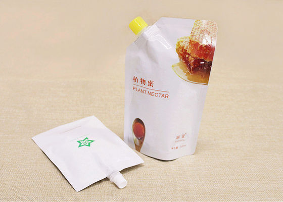 Le borse liquide del becco del commestibile, alta barriera stanno sul sacchetto Doypack con il becco per l'imballaggio del ketchup