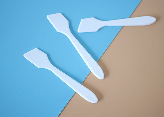 cucchiaio bianco della crema del cosmetico di 81.8mm nella muffa di plastica dell'iniezione