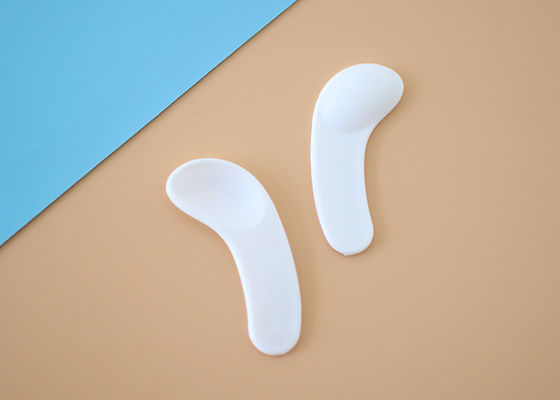 Spatola cosmetica di plastica 33.5mm bianca di trucco del cucchiaio